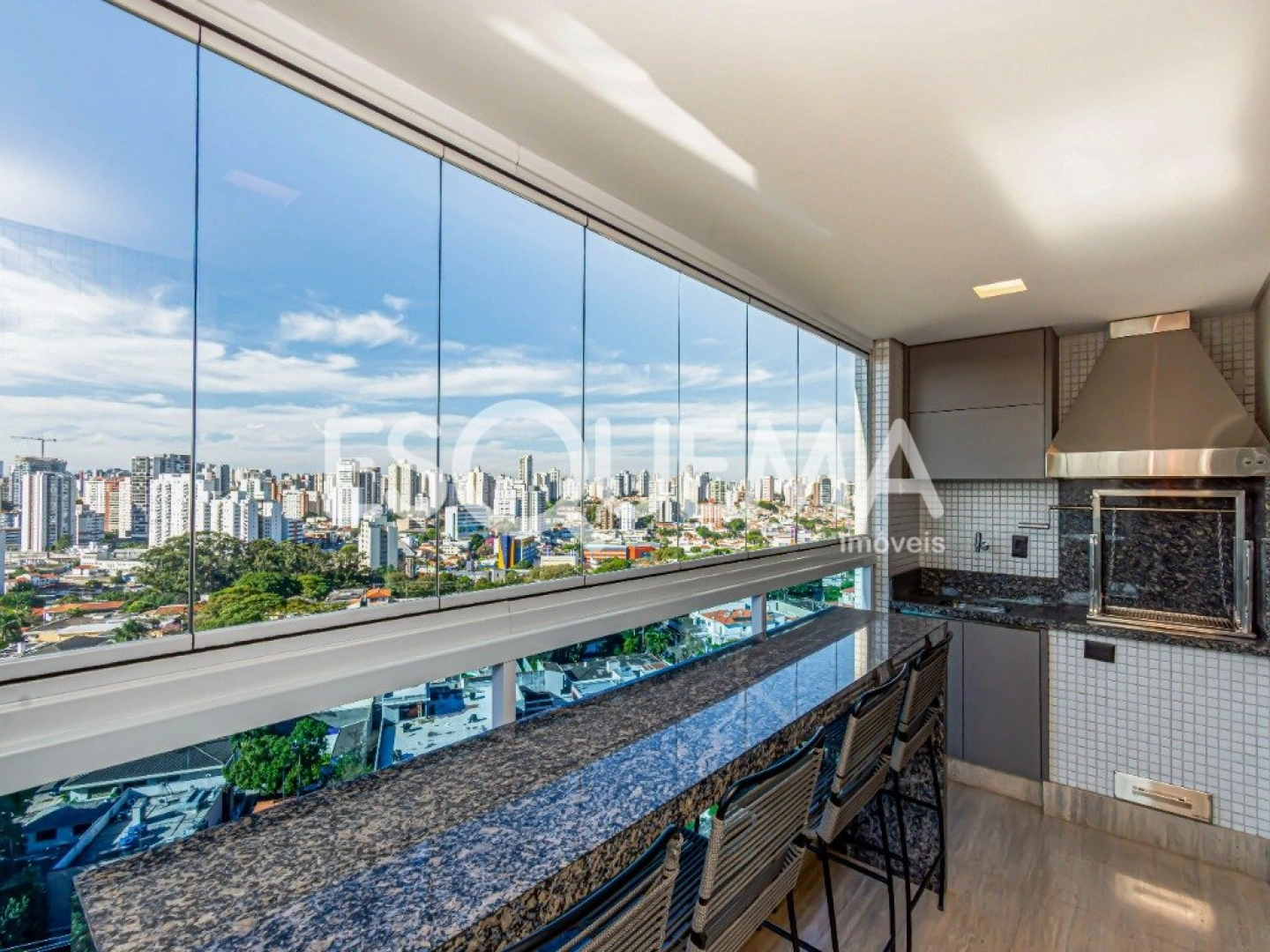 Apartamento mobiliado em Moema próximo ao Parque das Bicicletas - Imagem 1