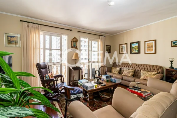 Apartamento na parte plana do bairro