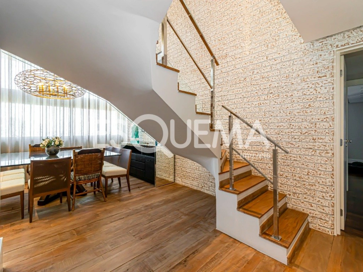 Cobertura duplex com área gourmet e vista privilegiada - Imagem 7
