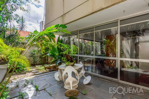 Casa no Jardim Paulista com excelente potencial