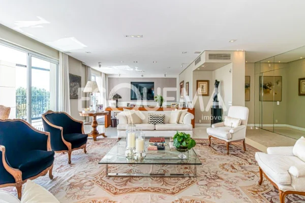 Apartamento com vista para o verde do Jardim Europa
