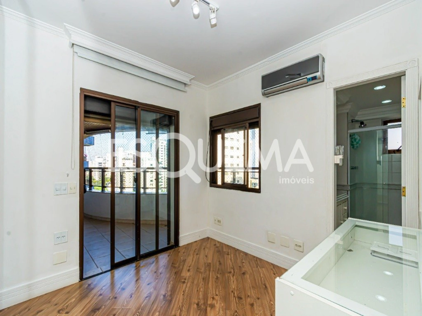 Apartamento de 228 m² no Planalto Paulista - Imagem 13
