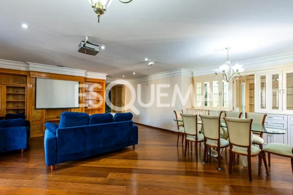Apartamento de 228 m² no Planalto Paulista