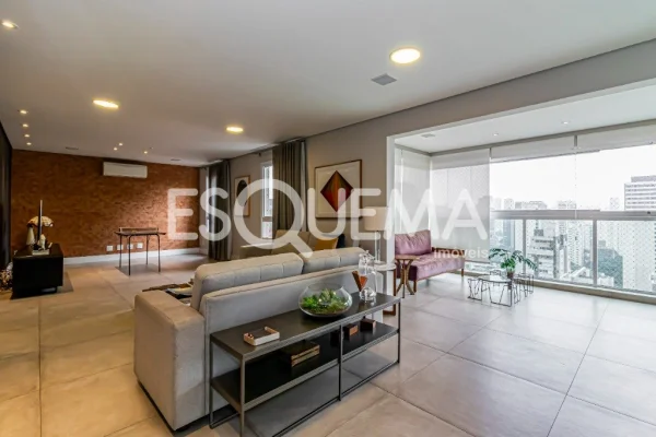 Apartamento com ótima iluminação natural na Vila Olimpia