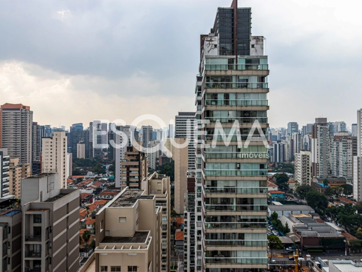 Apartamento com ótima iluminação natural na Vila Olimpia - Imagem 8