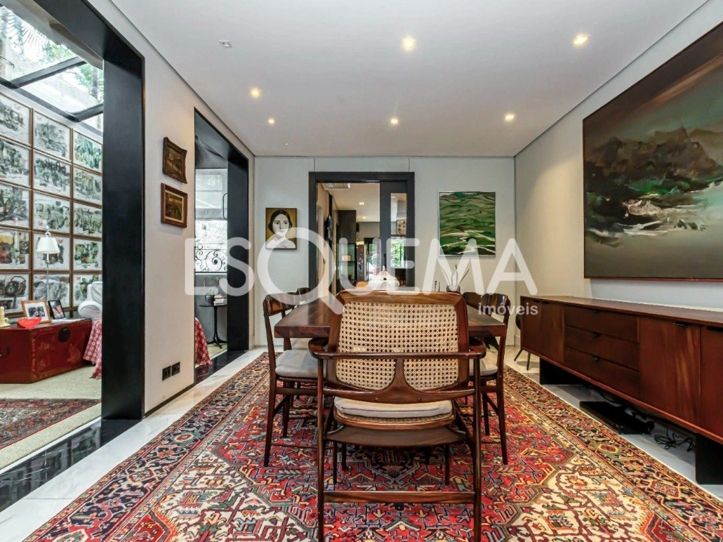 Casa reformada em rua calma e arborizada - Imagem 6