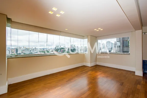 Apartamento em condomínio desejado na Vila Madalena