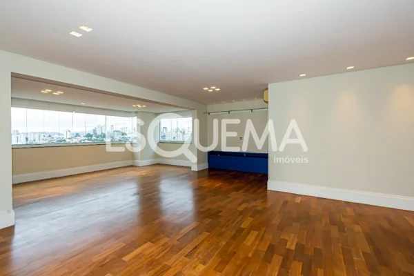 Apartamento em condomínio desejado na Vila Madalena