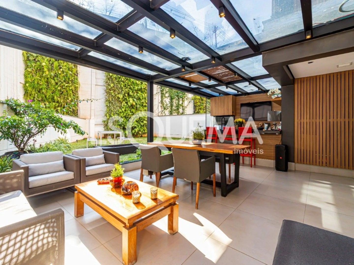Apartamento garden com atmosfera de casa - Imagem 1