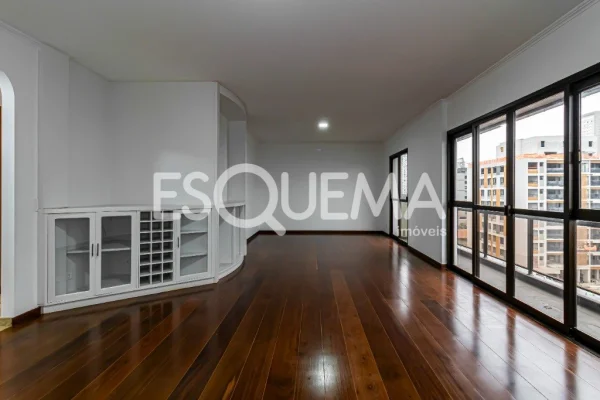 Apartamento em ótima localização no Brooklin