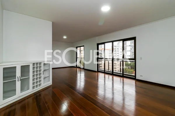 Apartamento em ótima localização no Brooklin