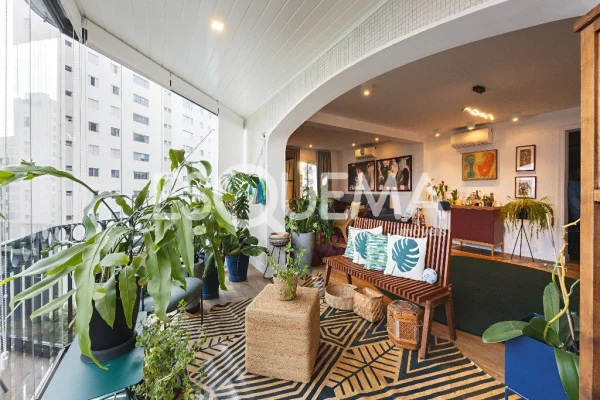 Apartamento reformado no Jardim Paulista