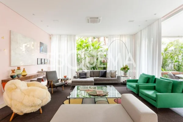 Casa com 800 m² de construção no Jardim Europa