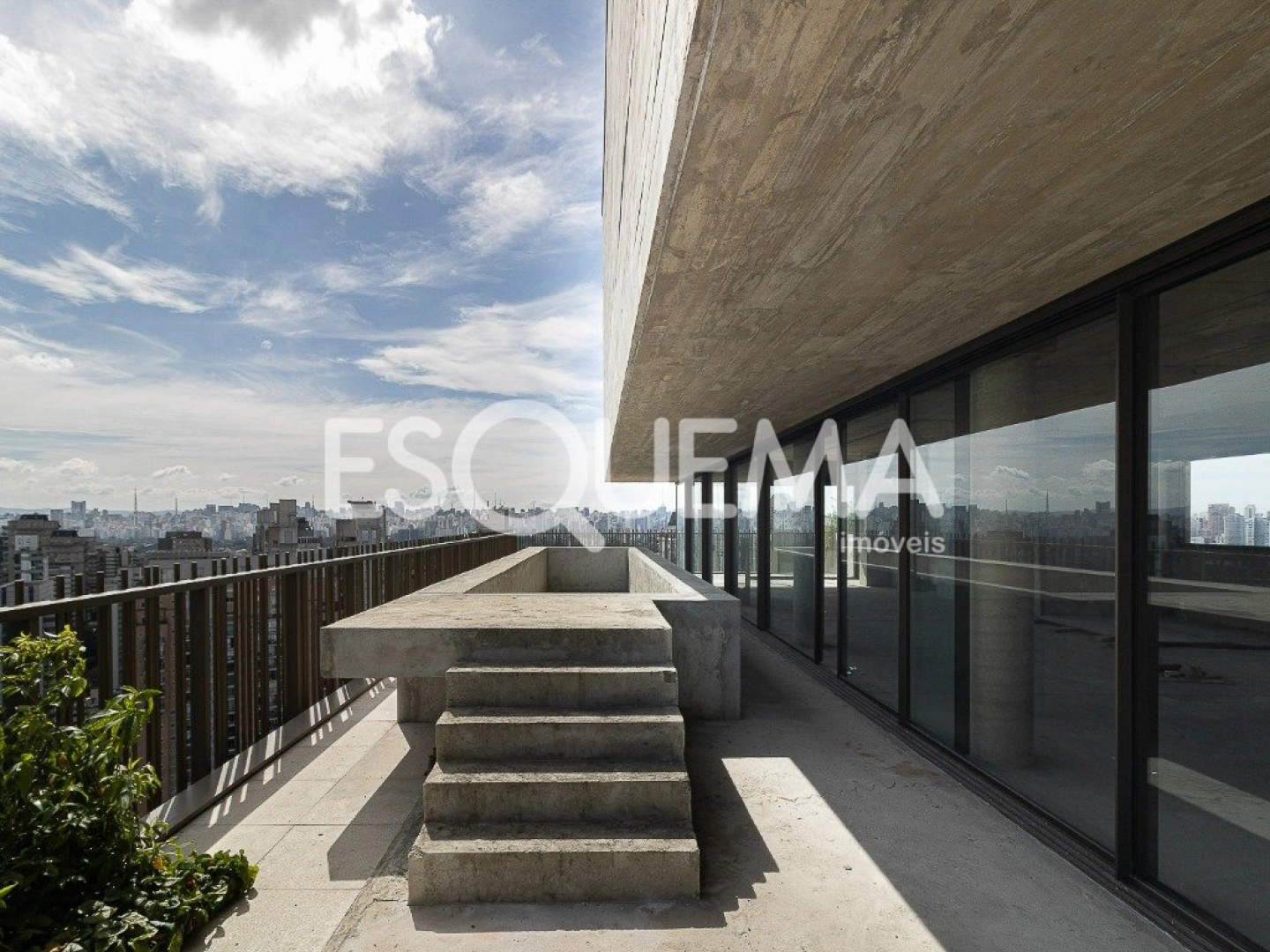 Cobertura duplex com projeto de Arthur Casas - Imagem 15