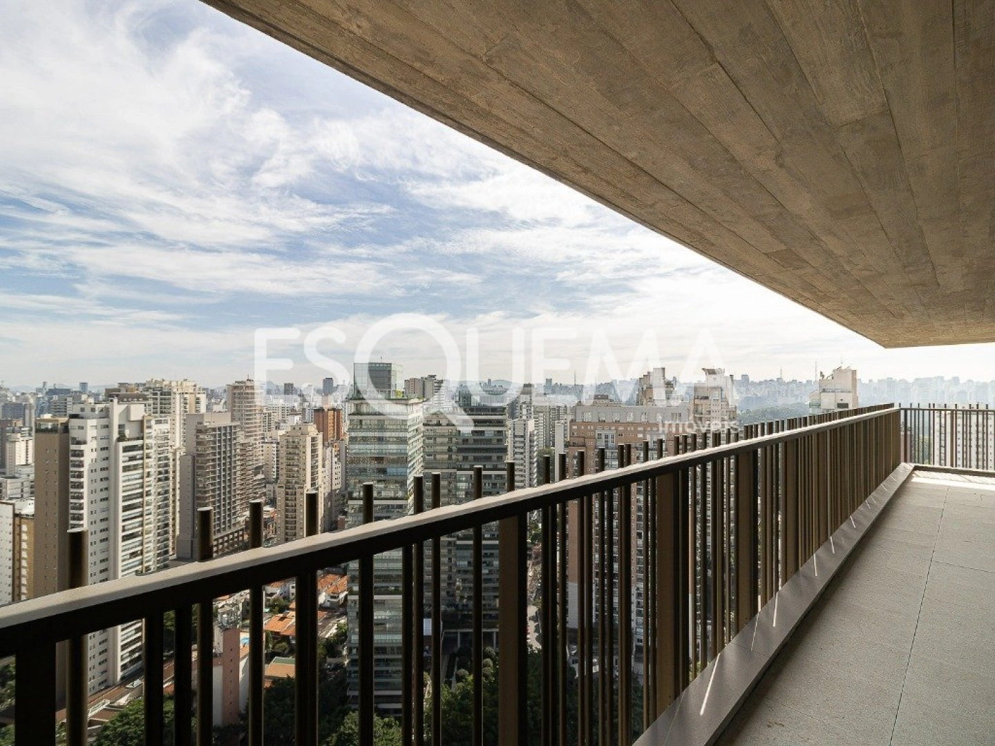 Cobertura duplex com projeto de Arthur Casas - Imagem 3
