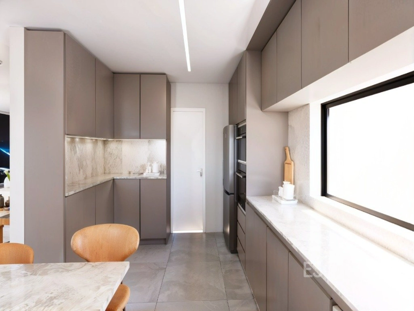 Casa recém-reformada com projeto moderno - Imagem 10