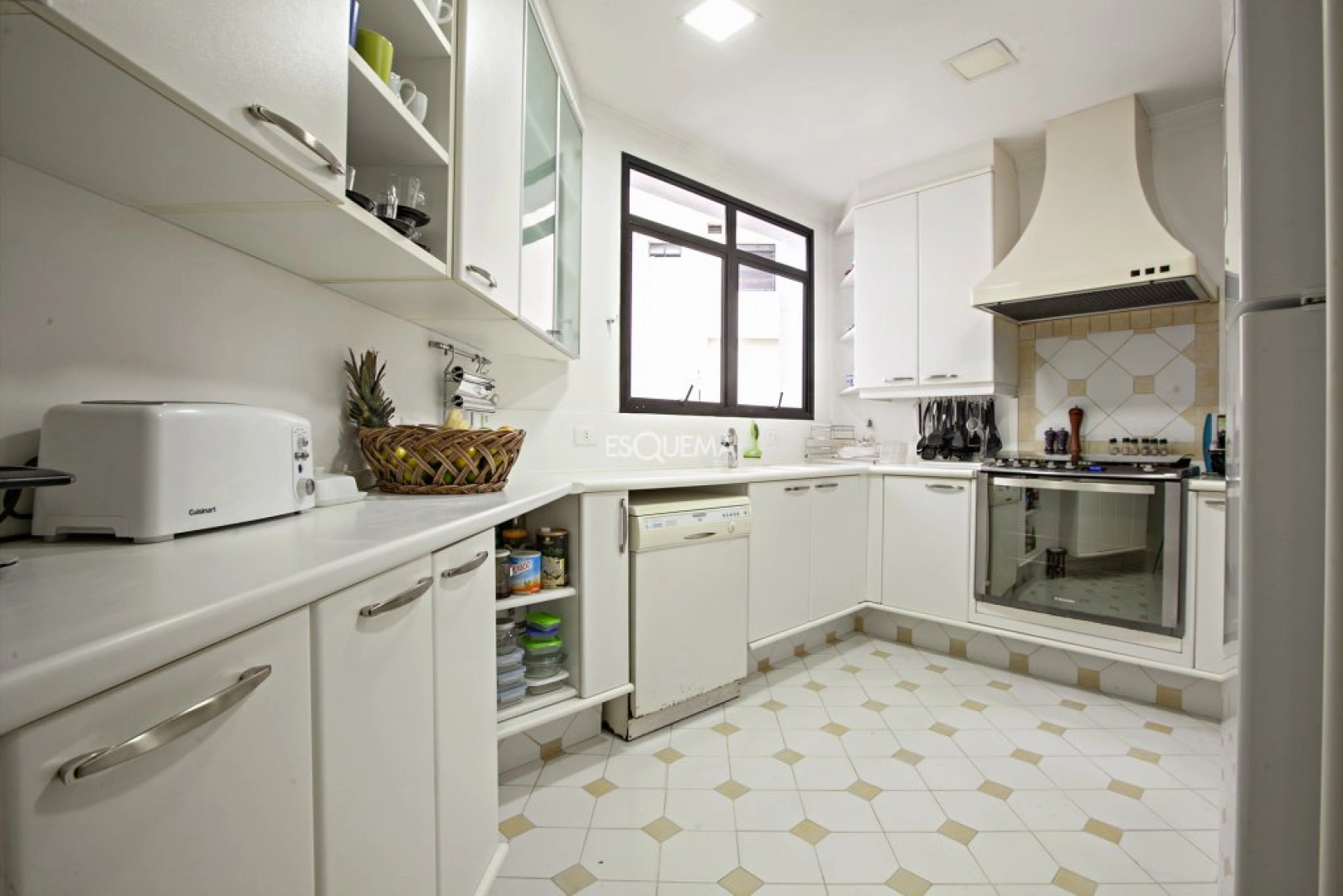 Apartamento em rua tranquila e valorizada - Imagem 12