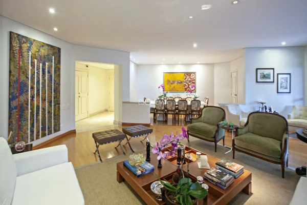 Apartamento em rua tranquila e valorizada