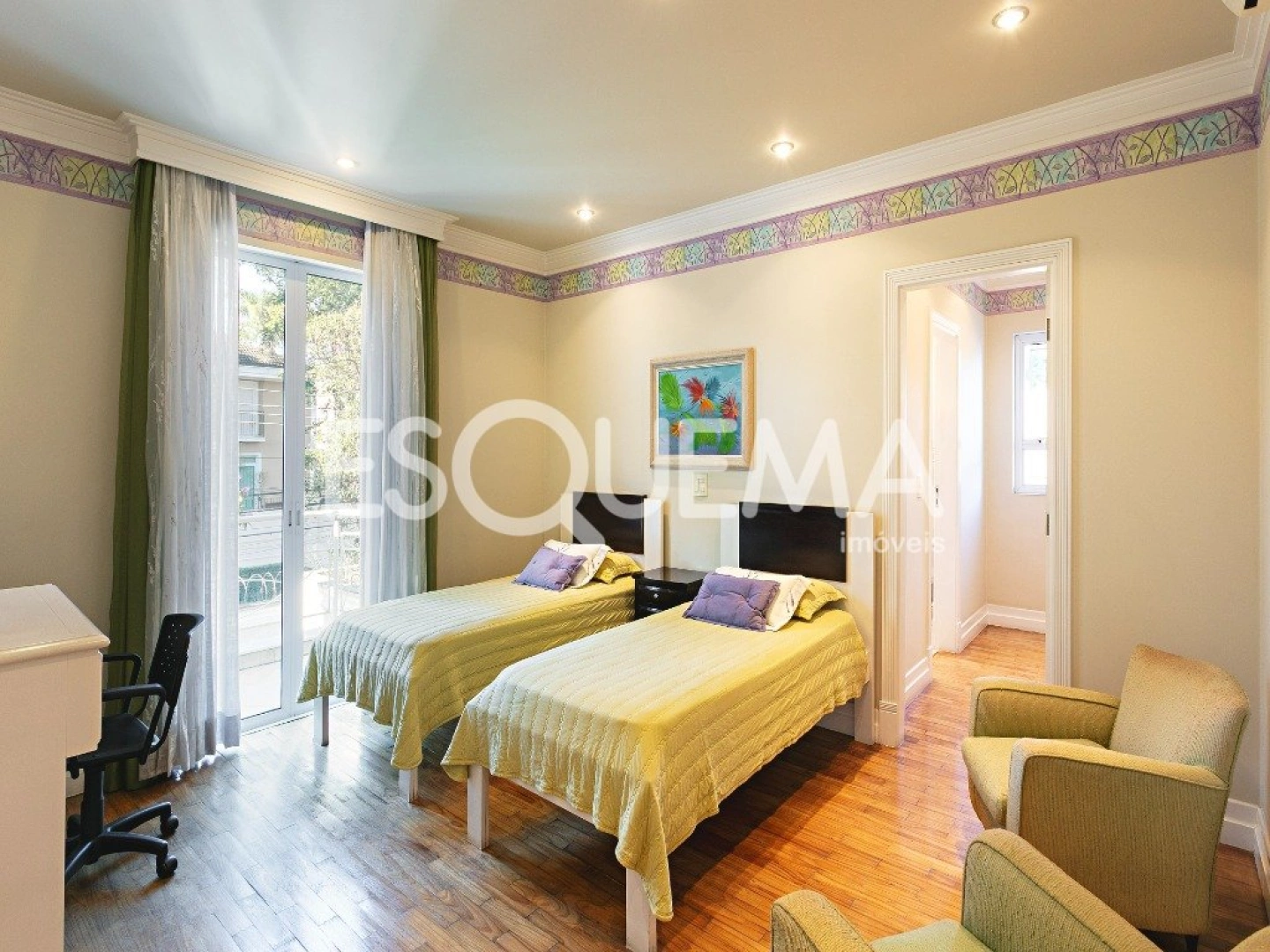 Casa com amplo jardim em rua tranquila no Brooklin - Imagem 14