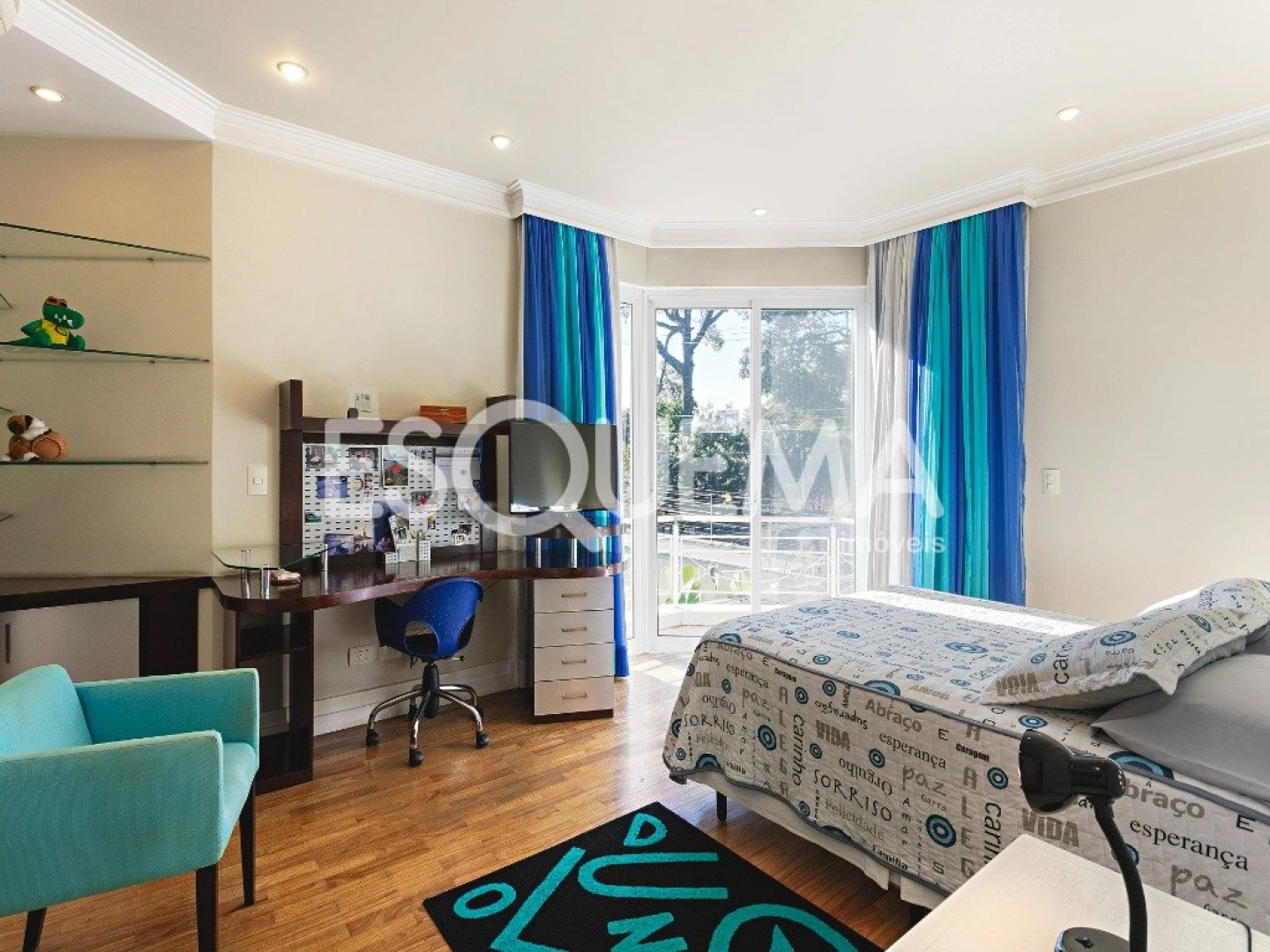 Casa com amplo jardim em rua tranquila no Brooklin - Imagem 15