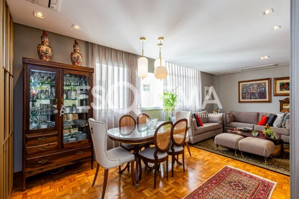 Apartamento reformado no Jardim América