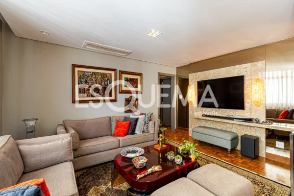 Apartamento reformado no Jardim América