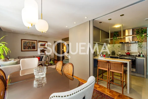 Apartamento reformado no Jardim América