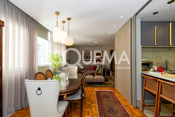 Apartamento reformado no Jardim América