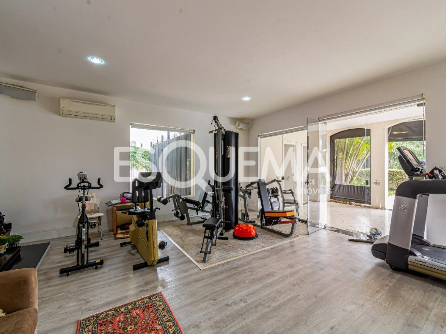 Casa à venda no Morumbi, com jardim e piscina - Imagem 10