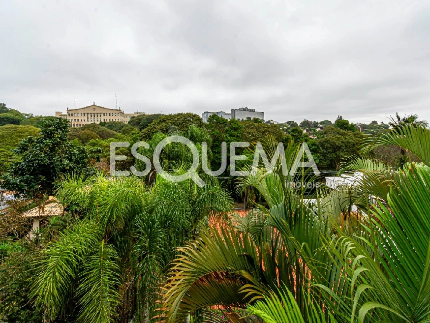 Casa à venda no Morumbi, com jardim e piscina - Imagem 12