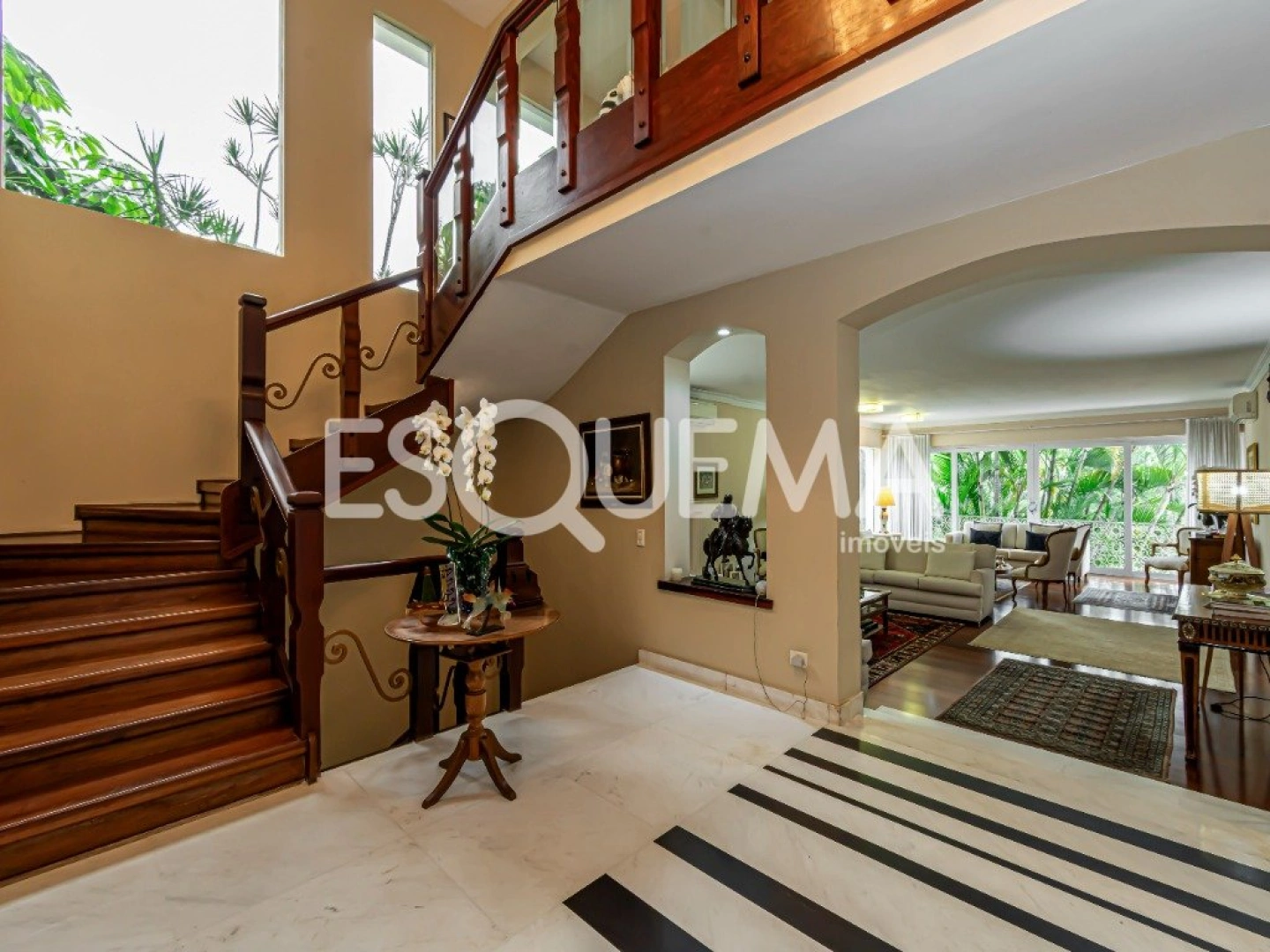Casa à venda no Morumbi, com jardim e piscina - Imagem 4