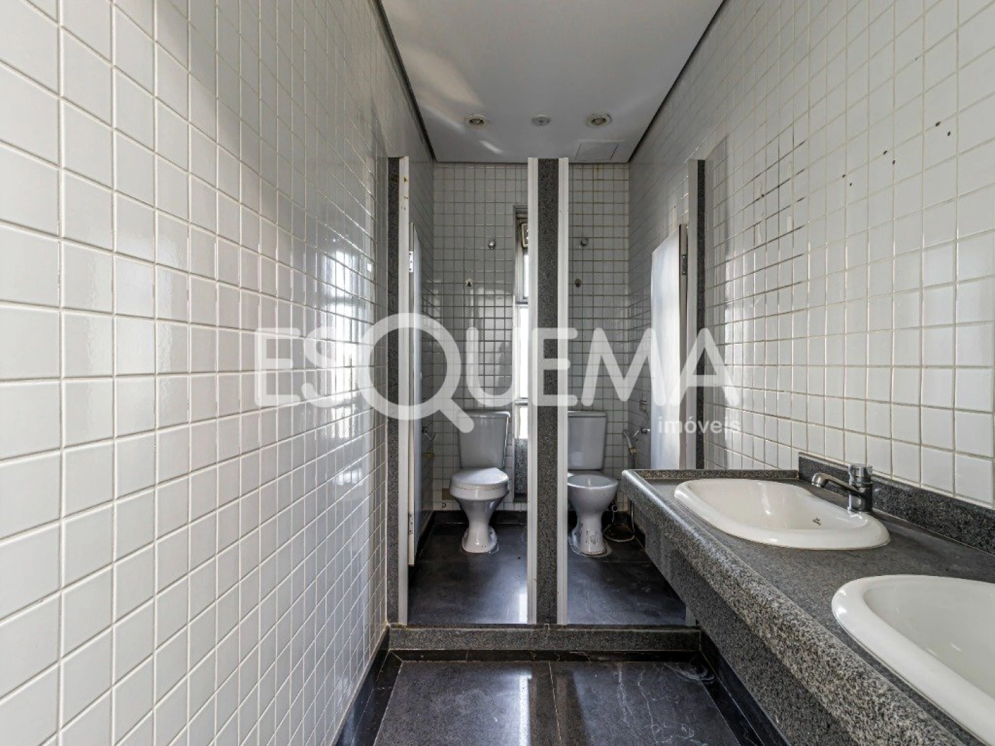 Sala comercial ampla em localização estratégica - Imagem 9