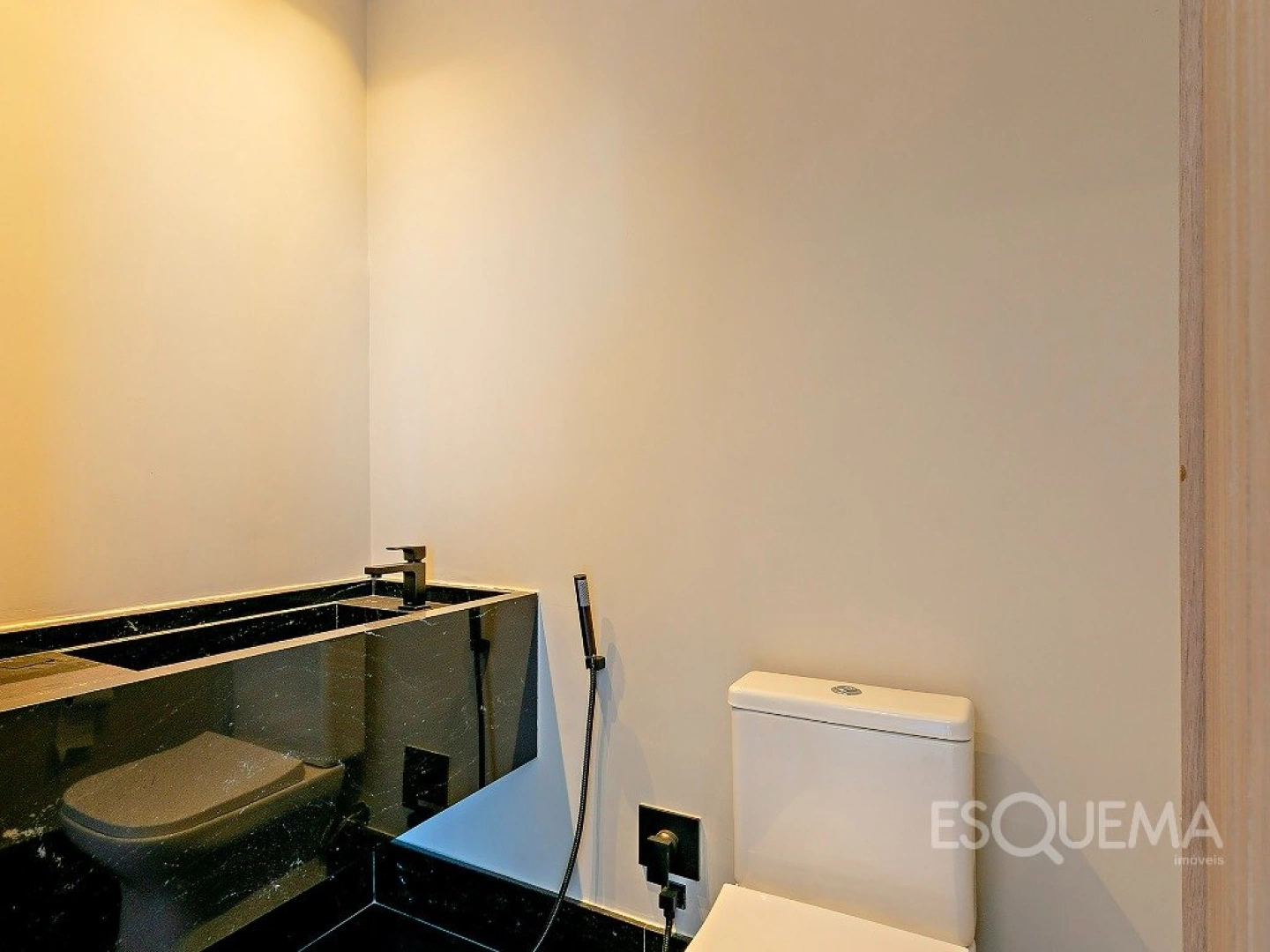 Apartamento duplex totalmente reformado com vista livre perto da Avenida Faria Lima - Imagem 5