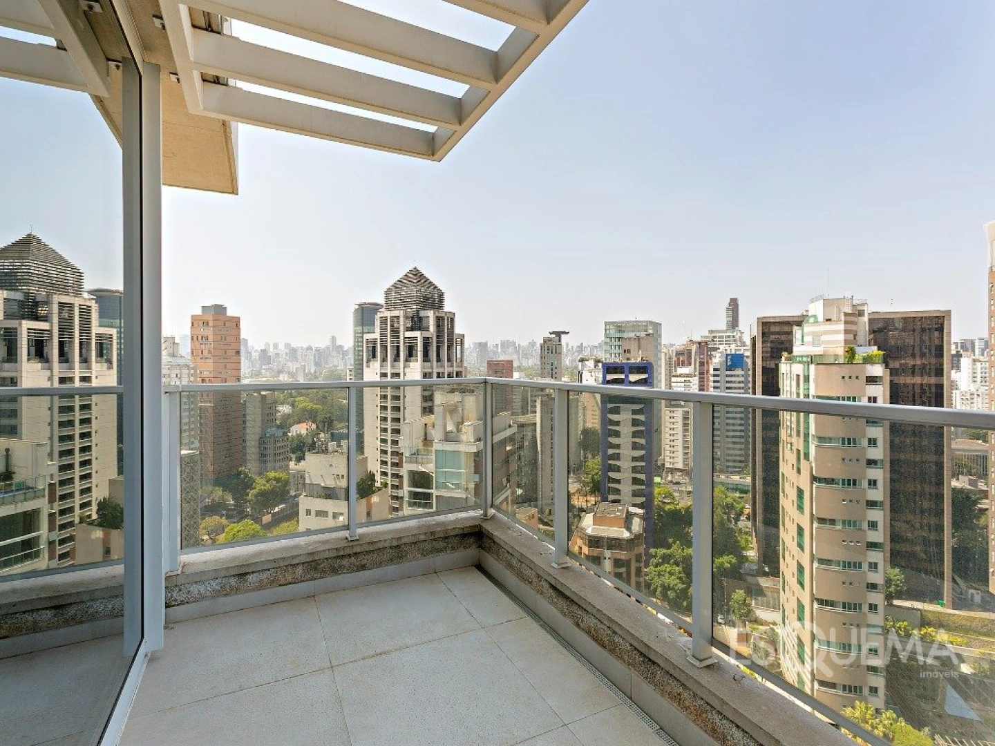 Apartamento duplex totalmente reformado com vista livre perto da Avenida Faria Lima - Imagem 7