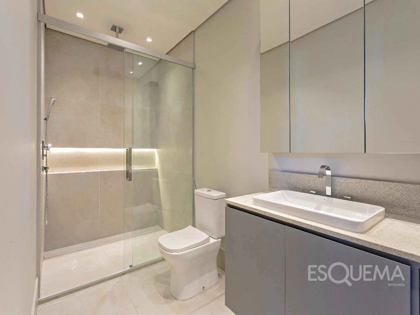 Apartamento duplex totalmente reformado com vista livre perto da Avenida Faria Lima - Imagem 8