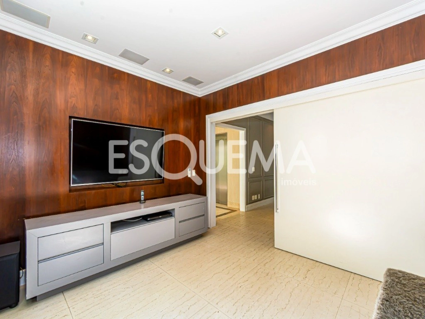 Casa em condomínio estilo francês no Alto da Boa Vista - Imagem 8