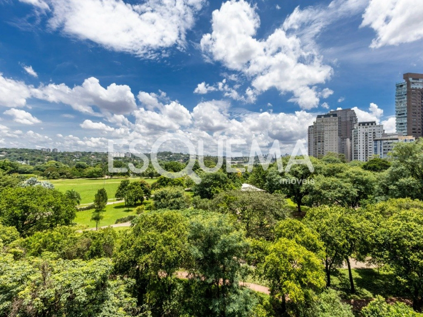 Apartamento reformado com vista para o Parque do Povo - Imagem 2