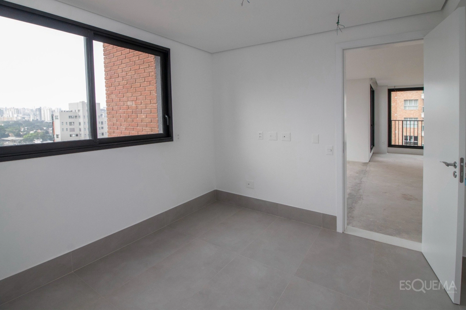 Apartamento em andar alto com 375 m² e planta para personalizar em Moema Pássaros - Imagem 11