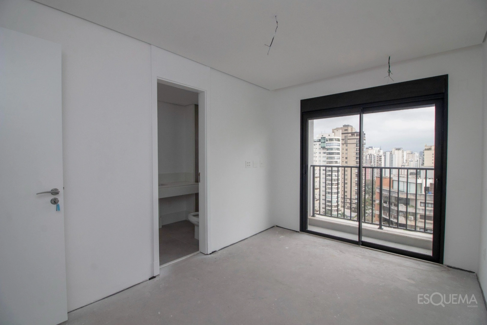 Apartamento em andar alto com 375 m² e planta para personalizar em Moema Pássaros - Imagem 5