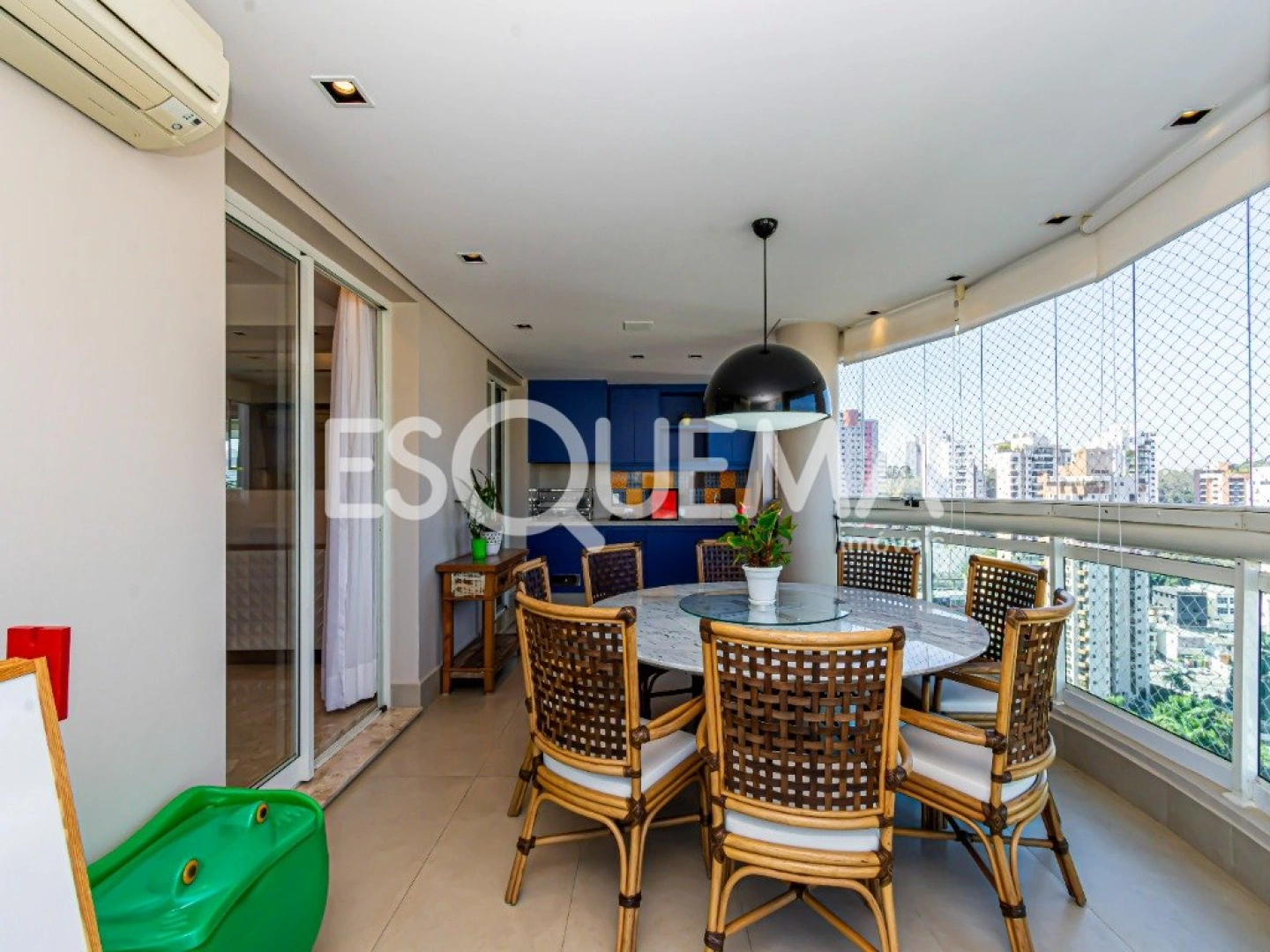 Apartamento amplo com lazer completo - Imagem 4