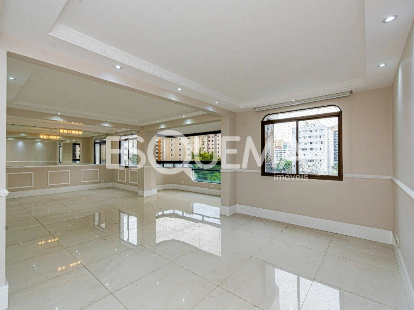 Apartamento com vista e comodidade em Moema - Imagem 2