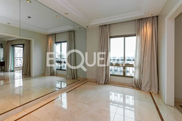 Apartamento de 280 m² à venda no Campo Belo