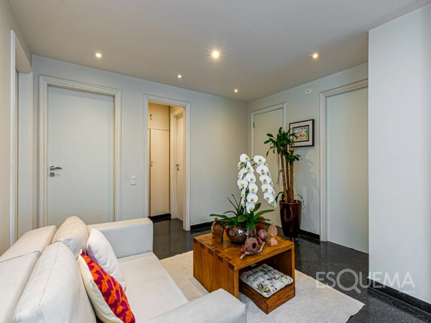 Apartamento semi mobiliado com vista privilegiada no Jardim América - Imagem 10