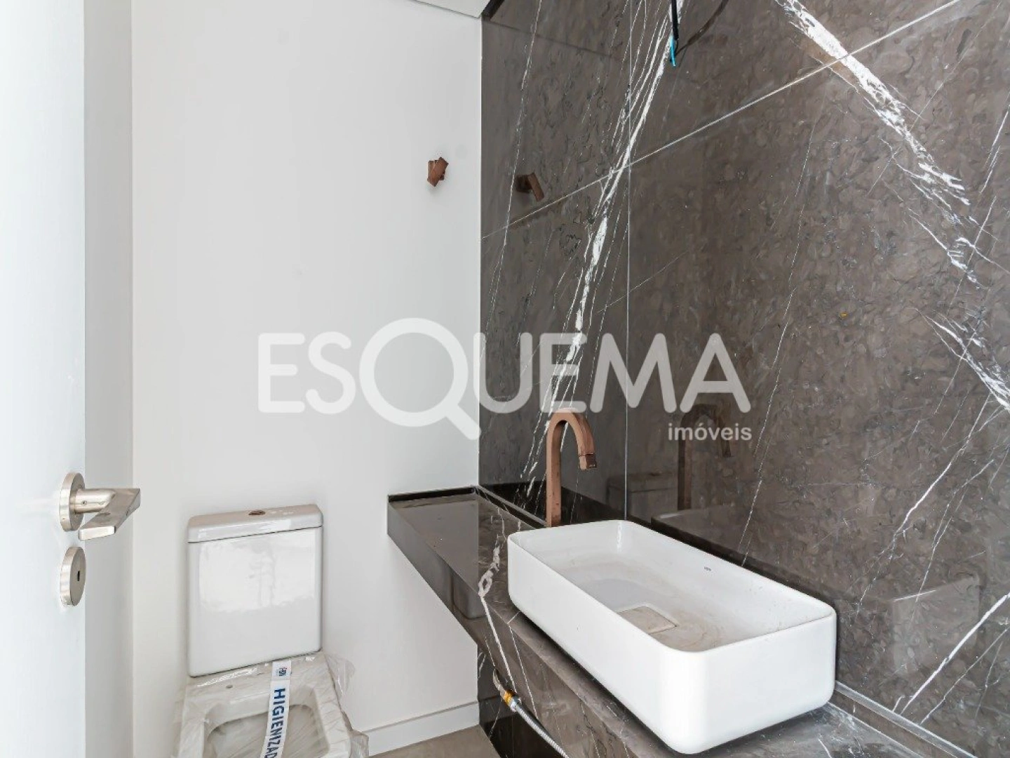 Apartamento duplex em condomínio moderno - Imagem 9