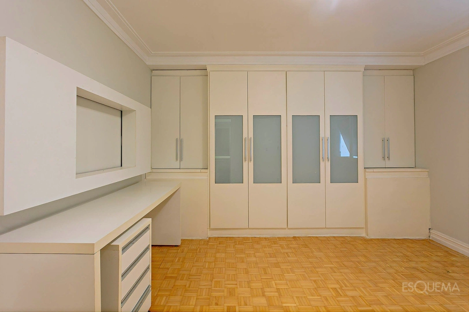Apartamento clássico e atemporal com planta versátil - Imagem 7