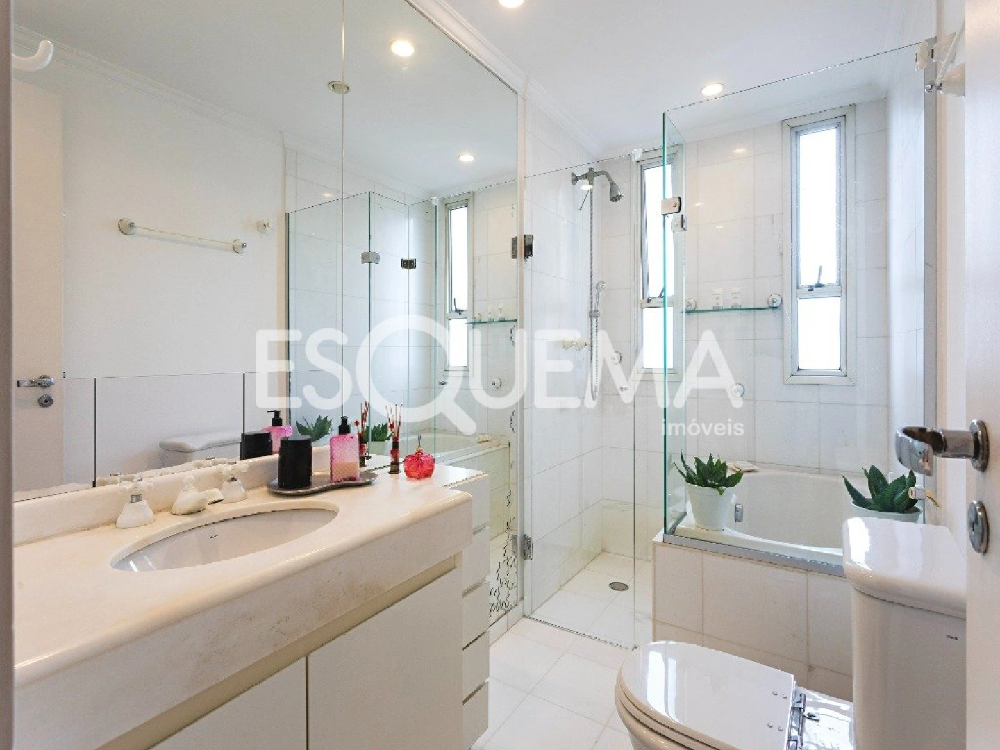 Apartamento com vista panorâmica a poucos passos do Parque do Povo - Imagem 12