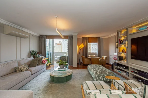 Apartamento com vista aberta e pôr do sol no Jardim América