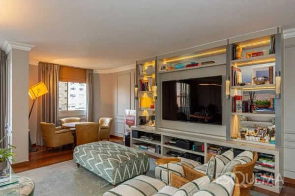 Apartamento com vista aberta e pôr do sol no Jardim América