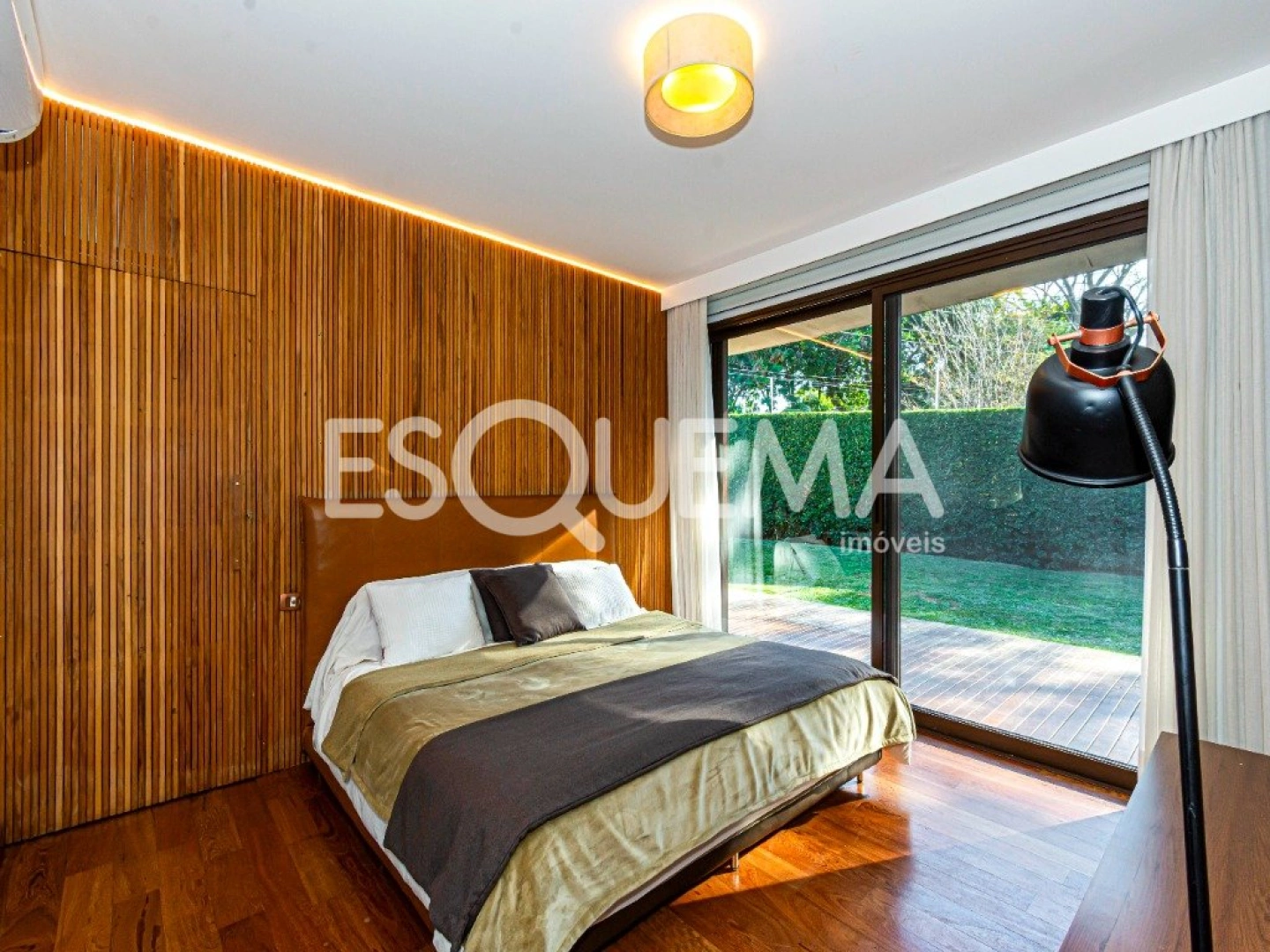 Casa térrea, em terreno plano de 800 m² no Alto da Lapa - Imagem 12