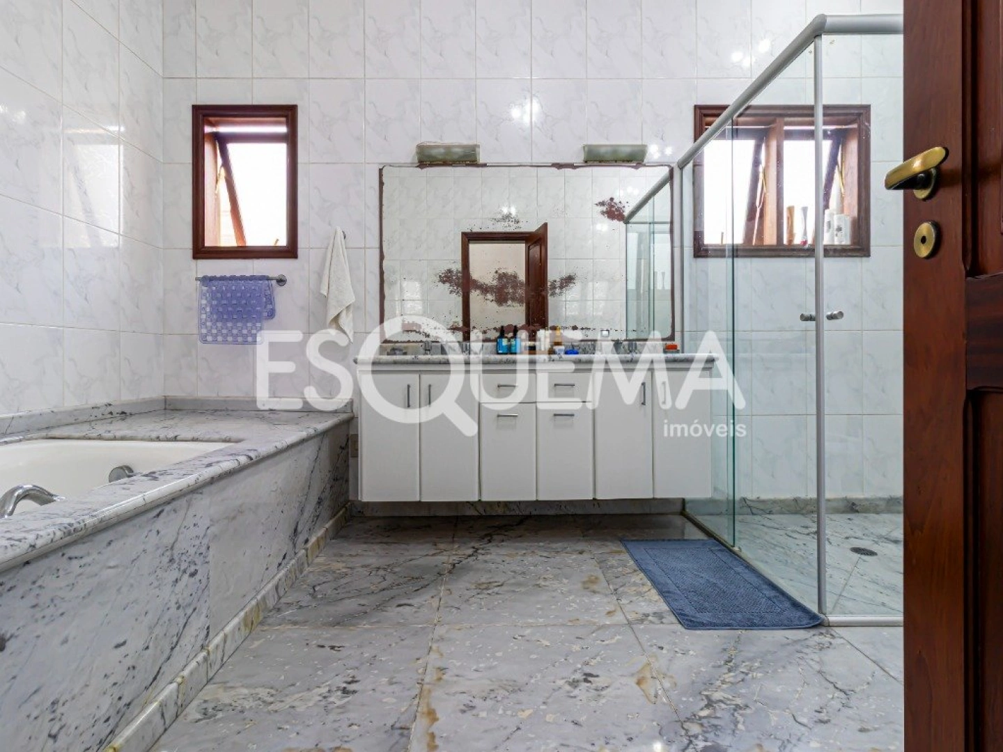 Casa com elevador em rua fechada no Morumbi - Imagem 12